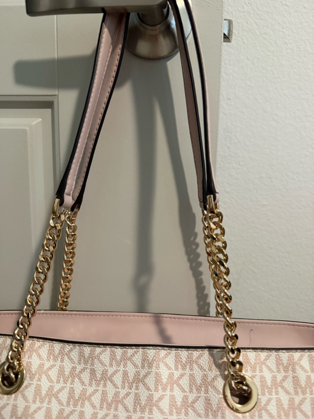 Michael Kors Blush Pink Logo Tote with Gold Chain Straps - Picture 4 of 5